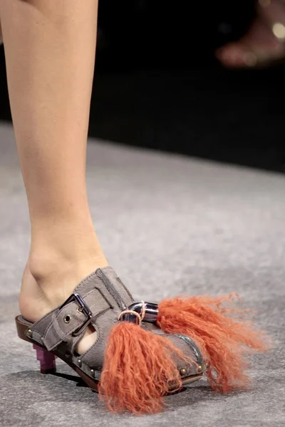 Look 80